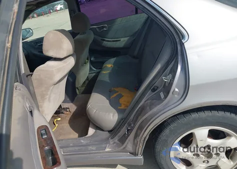 2000 Honda Accord 2.3 Ex из США, поврежденный, VIN 1HGCG5666YA134116